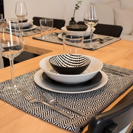 Super Stylish Apartments In Syntagma Square! Atenas Exterior foto